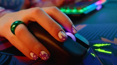 Oakley - Stream Raids